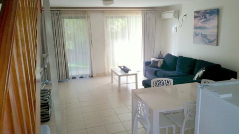 Nelson Bay Breeze - Tourism Caloundra 6