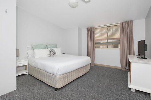 Nelson Bay Breeze - Tourism Caloundra 14