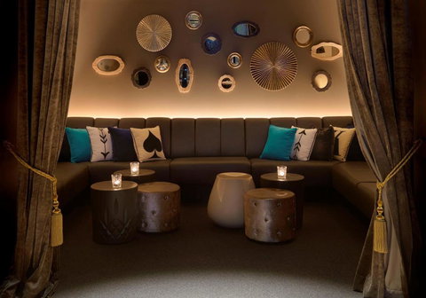 QT Canberra - Tourism Caloundra 13