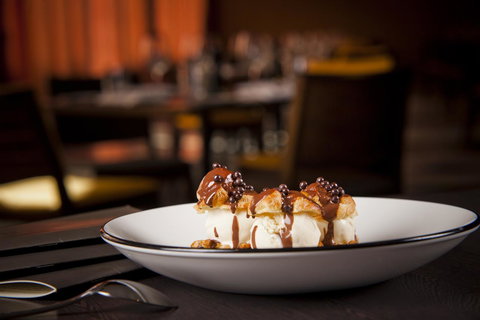 QT Canberra - Tourism Caloundra 34