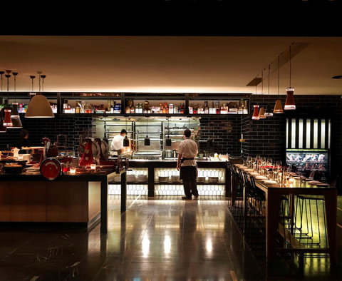 QT Canberra - Tourism Caloundra 10