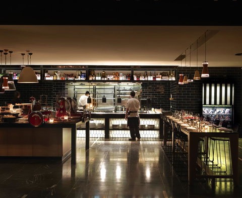 QT Canberra - Tourism Caloundra 18