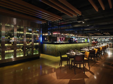 QT Canberra - Tourism Caloundra 7