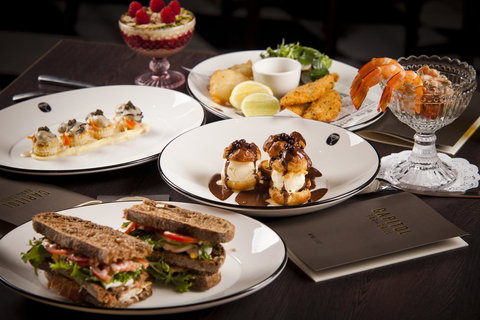 QT Canberra - Tourism Caloundra 31