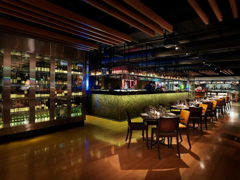 QT Canberra - Tourism Caloundra 4