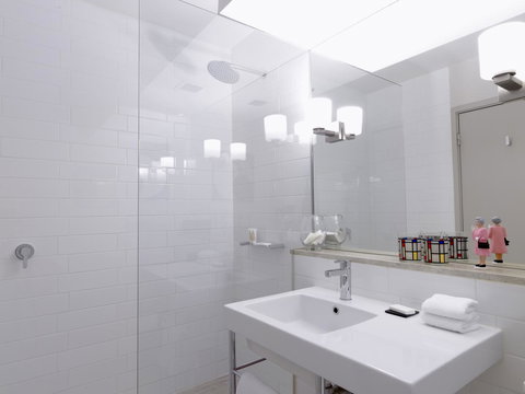 QT Canberra - Tourism Caloundra 38