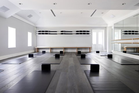 Burbury Hotel - Tourism Caloundra 15