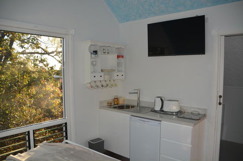Garden Room - Tourism Caloundra 2