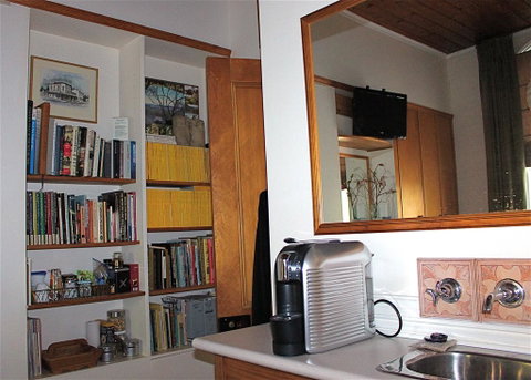 Borough B&B - Tourism Caloundra 2