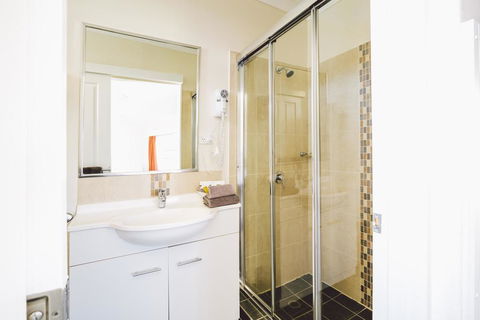 Boulevard Motel - Tourism Caloundra 2