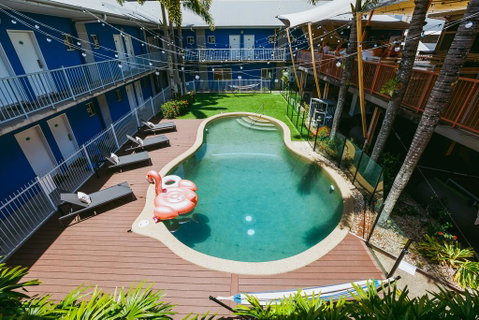 Bounce Cairns - Tourism Caloundra 0