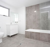 Brand new Family Friendly Apartment for 7 - Tourism Caloundra