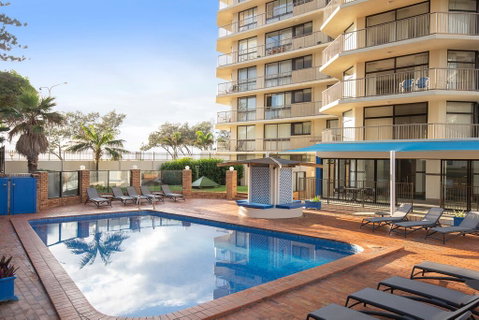 BreakFree Imperial Surf - Tourism Caloundra 0