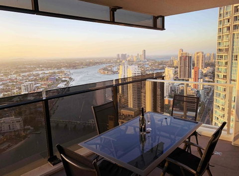 Breathtaking Views 4BD HIGH FLOOR Lux Apartment - Tourism Caloundra 3