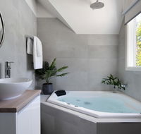 Briars Loft - Daylesford - Tourism Caloundra