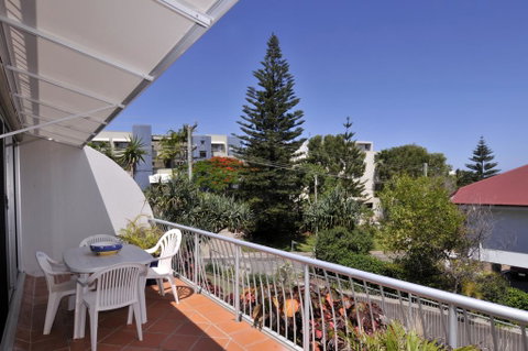 Bright & Comfortable In Quiet Location - Tourism Caloundra 0