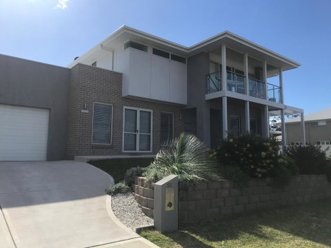 Broughton Views - Tourism Caloundra 0