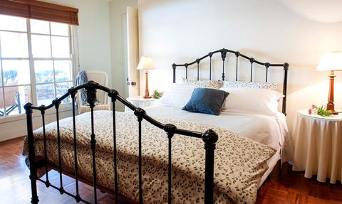 Byronsvale Vineyard And Accommodation - Tourism Caloundra 2