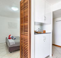 Cairns Esplanade Apartment - Tourism Caloundra