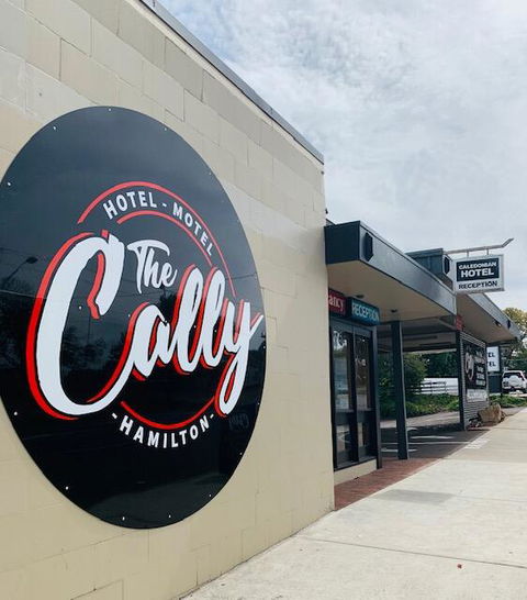 Caledonian Hotel Motel - Tourism Caloundra 1
