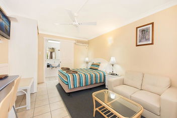 Caloundra City Centre Motel with Tourism Caloundra
