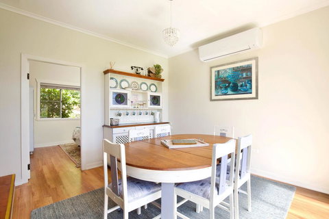 Camellia Cottage - Tourism Caloundra 3