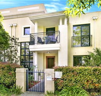 Campbelltown Most Sought After Park Central Home - Tourism Caloundra