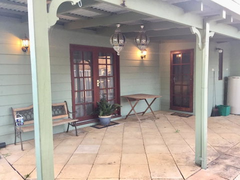 Carey Cottage - Tourism Caloundra 2
