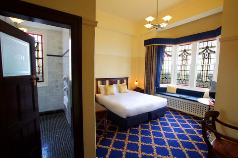 Carrington Hotel - Tourism Caloundra 2