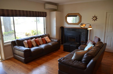 Casa Husky - Tourism Caloundra 3