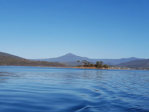 Castaway Cottage - Tourism Caloundra 1