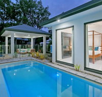 Castaways - Palm Cove - Tourism Caloundra