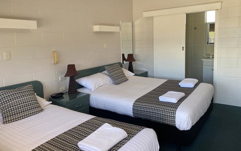 Castlereagh Lodge Motel - Tourism Caloundra 1
