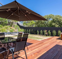 Caxton Beach House - hot tub spa - Tourism Caloundra