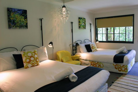 Cedar Creek Lodges - Tourism Caloundra 2