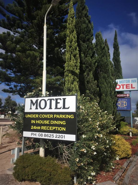 Ceduna Motor Inn - Tourism Caloundra 3