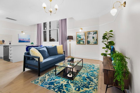 Central Apartment With Spacious Living And Dining - Tourism Caloundra 0
