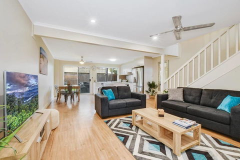 Central Mooloolaba 3 Bedroom Unit - Tourism Caloundra 0