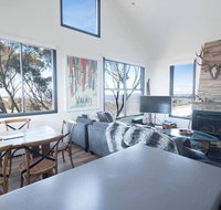 Chalet Deich - Pearse Apt 3 - Ski in ski out - Tourism Caloundra