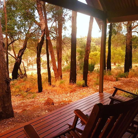 Chandeliers On Abbey - Tourism Caloundra 3