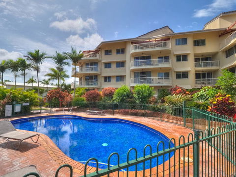 Charlton Apartments On The Esplanade - Tourism Caloundra 0