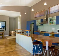 Chriscross Retreat 9 Cross Street - Tourism Caloundra