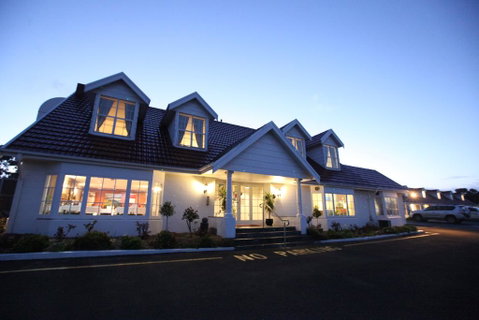 Clare Valley Motel - Tourism Caloundra 0