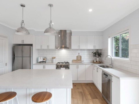 Coastal Luxury Retreat - Tourism Caloundra 3
