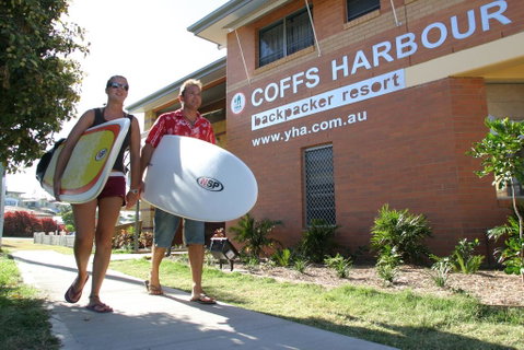 Coffs Harbour YHA - Tourism Caloundra 0