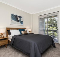 Colin Street Apartment - Tourism Caloundra