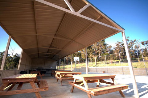 Collie Hills Accommodation Village - Tourism Caloundra 1