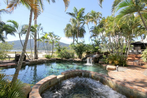 Colonial Palms Motor Inn - Tourism Caloundra 2