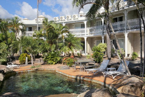 Colonial Palms Motor Inn - Tourism Caloundra 0