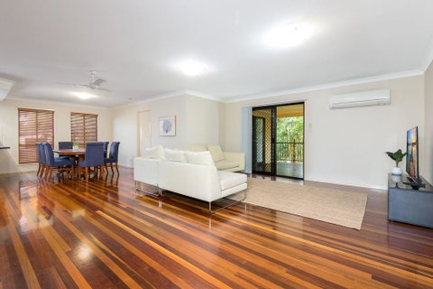 Combles Rd - Tourism Caloundra 0